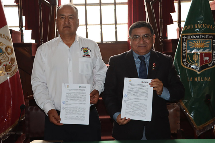 Alcalde, Héctor Dipas y Rector UNALM, Dr. Américo Guevara