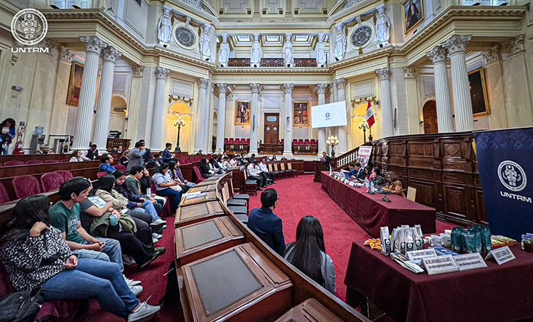 participación de la UNALM en la conferencia magistral